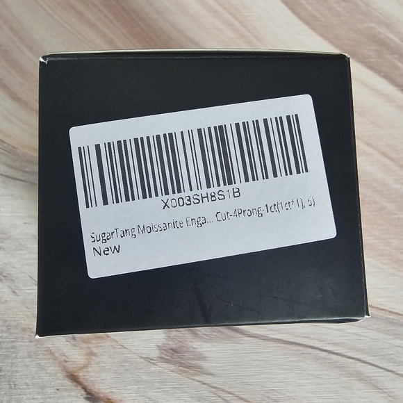 Sugar Tang Moissanite Diamond 1ct Ring - Picture 8 of 9